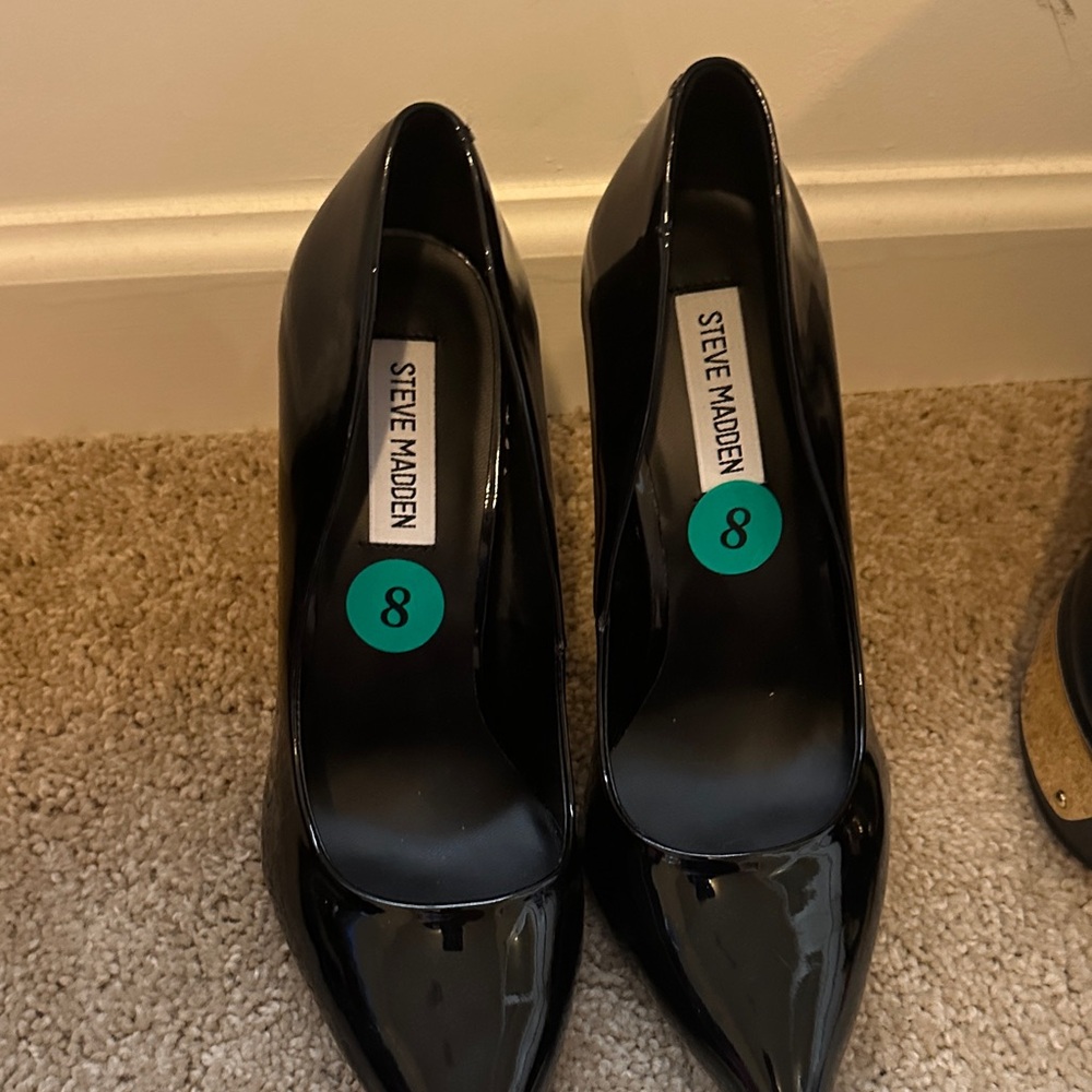 Steve Madden Glossy Black Heels